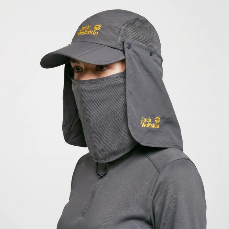 کلاه کوهنوردی سه تکه جک ولفسکین (Jack Wolfskin) با محافظ صورت و گردن